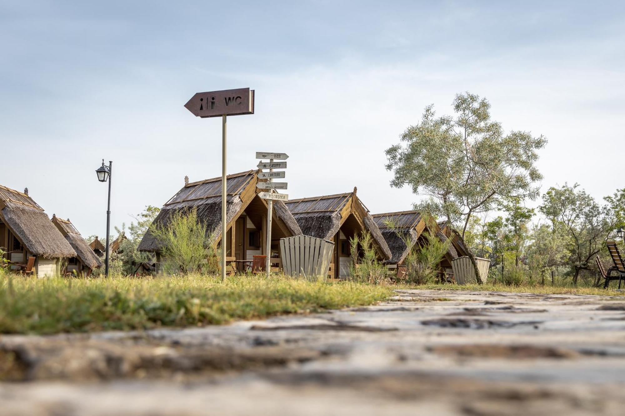 Dolphin Camping Sfantu Gheorghe  Exterior photo