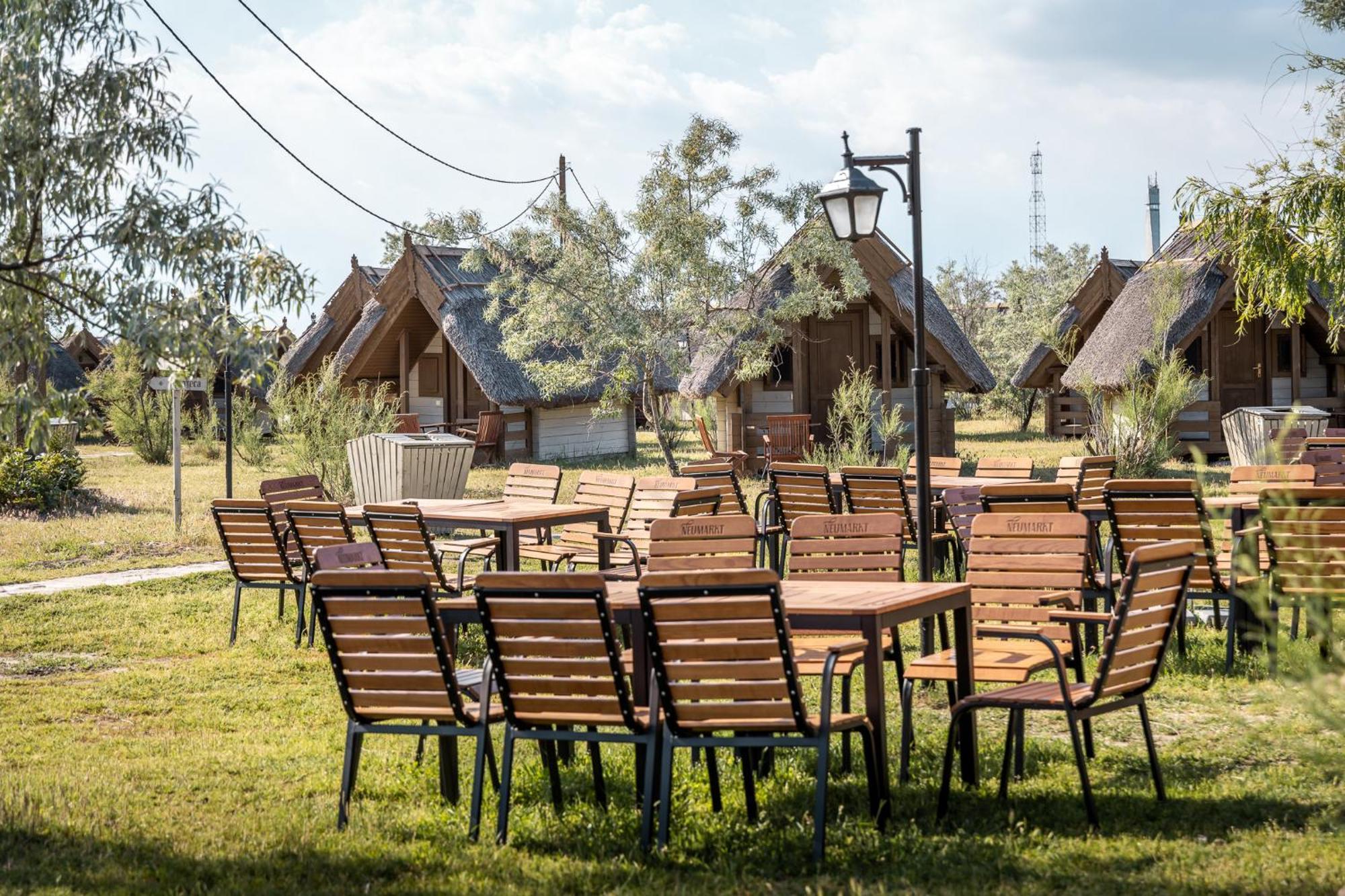 Dolphin Camping Sfantu Gheorghe  Exterior photo